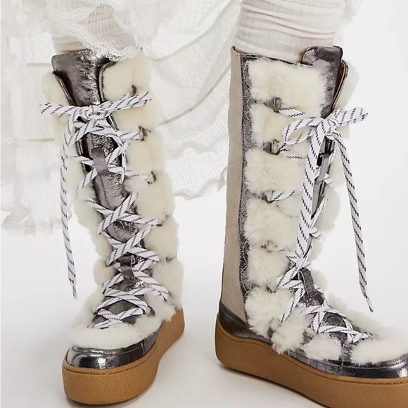 Free People Wilder Mukluk Boots - Suede & Shearling - Arctic Fox Silver Combo - Picture 1 of 10